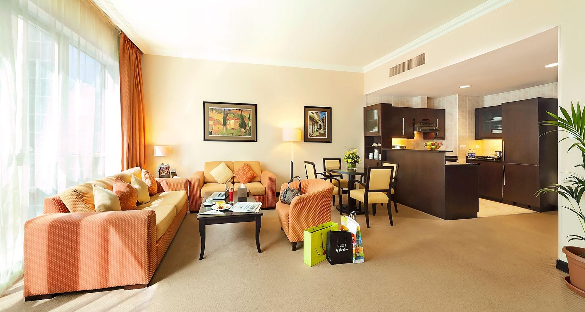 Al Manzel Hotel Apartments Abu Dhabi Ngoại thất bức ảnh